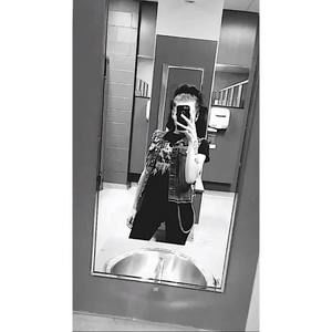 Meet your Posher, Karolane